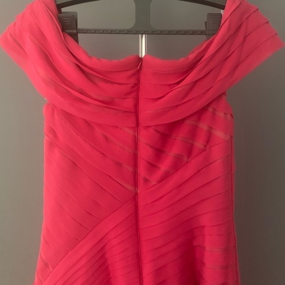 Tadashi Shoji Dress - Picture 6 of 16